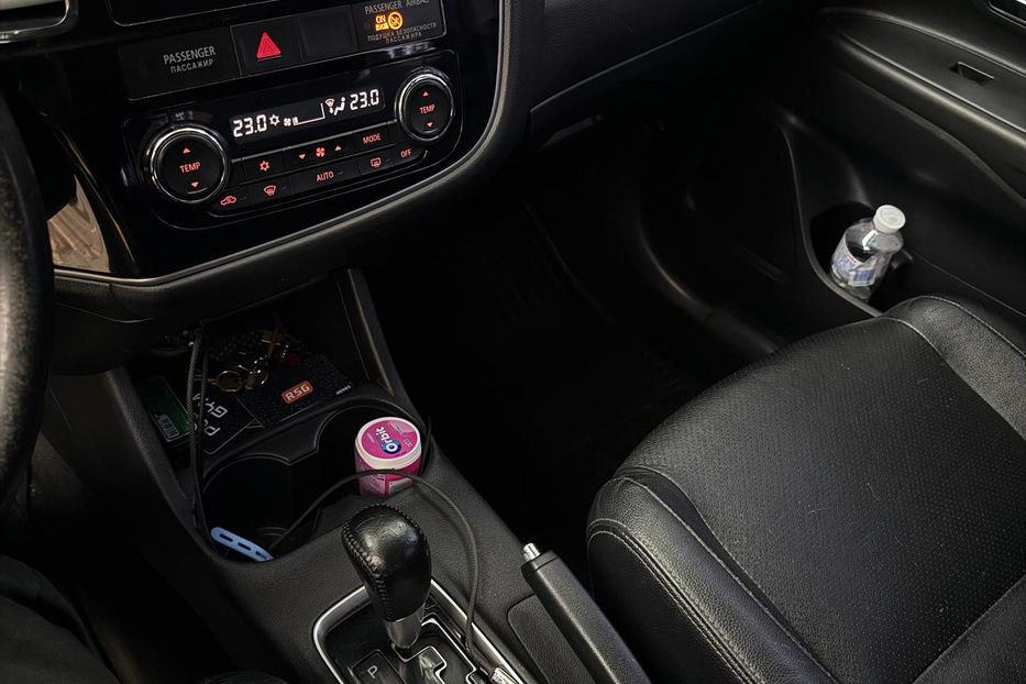 Продам Mitsubishi Outlander Повна  2013 года в Харькове