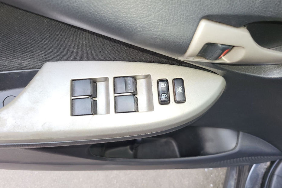 Продам Toyota Corolla 2008 года в Киеве
