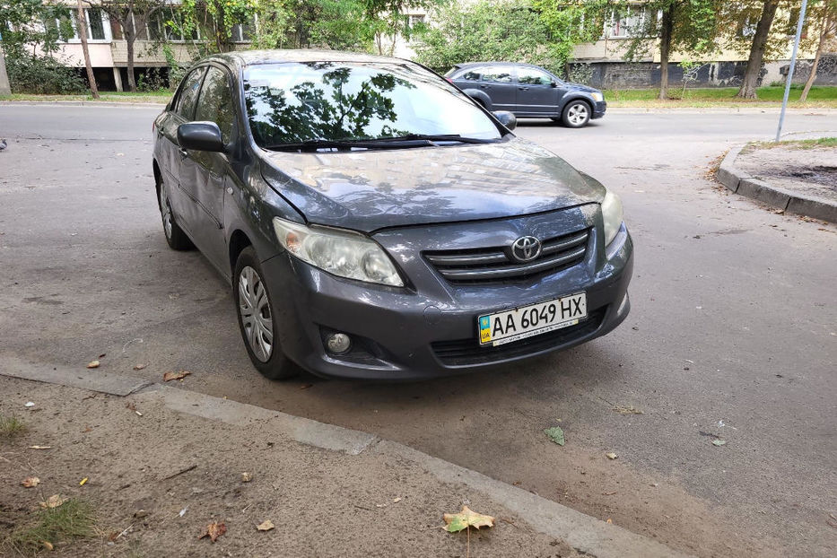 Продам Toyota Corolla 2008 года в Киеве