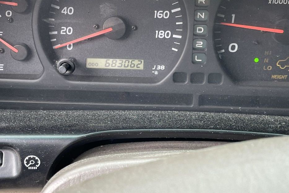 Продам Toyota Land Cruiser 100 2000 года в Киеве