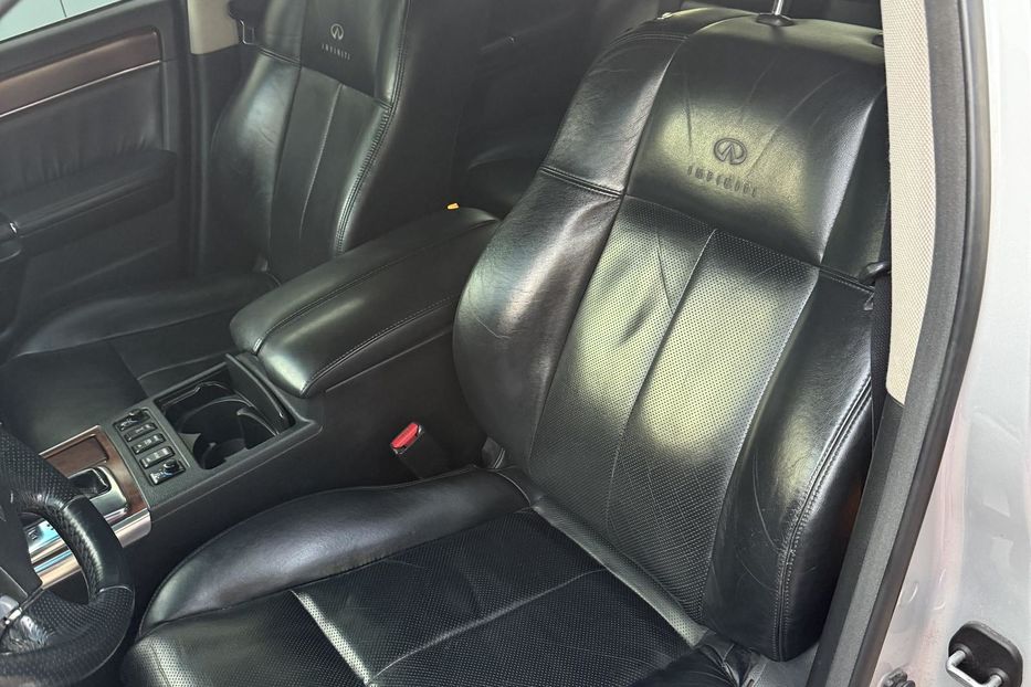 Продам Infiniti M35 X 2008 года в Днепре