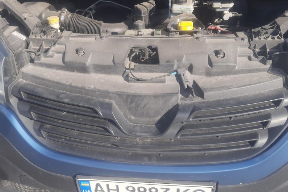 Продам Renault Trafic пасс. 2017 года в Днепре