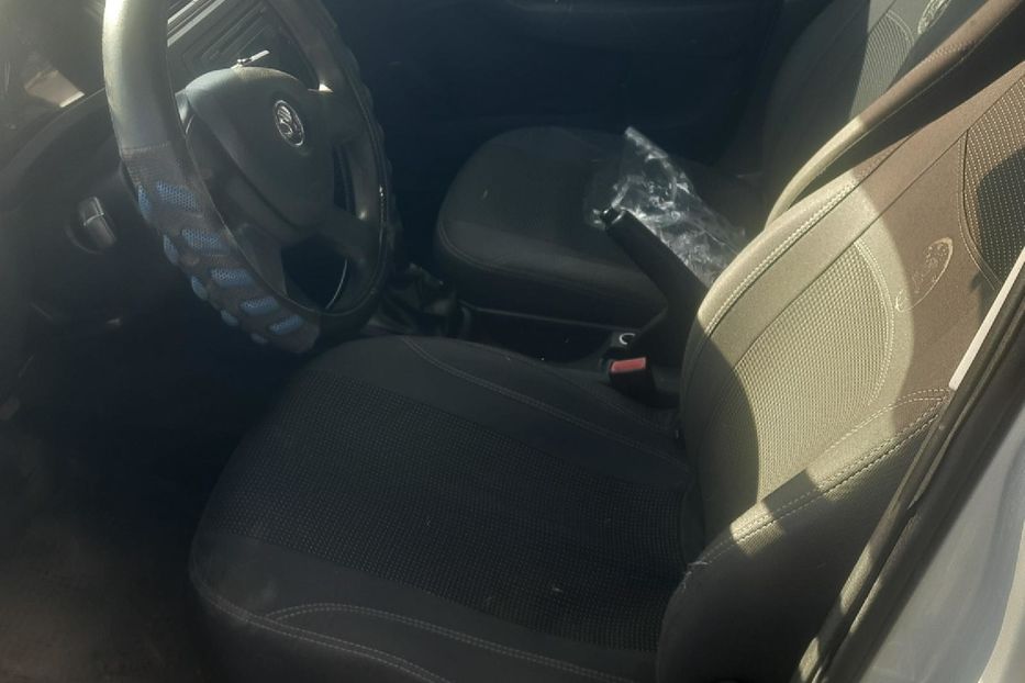 Продам Skoda Rapid 2013 года в Днепре