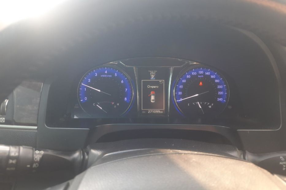Продам Toyota Camry 2017 года в Днепре