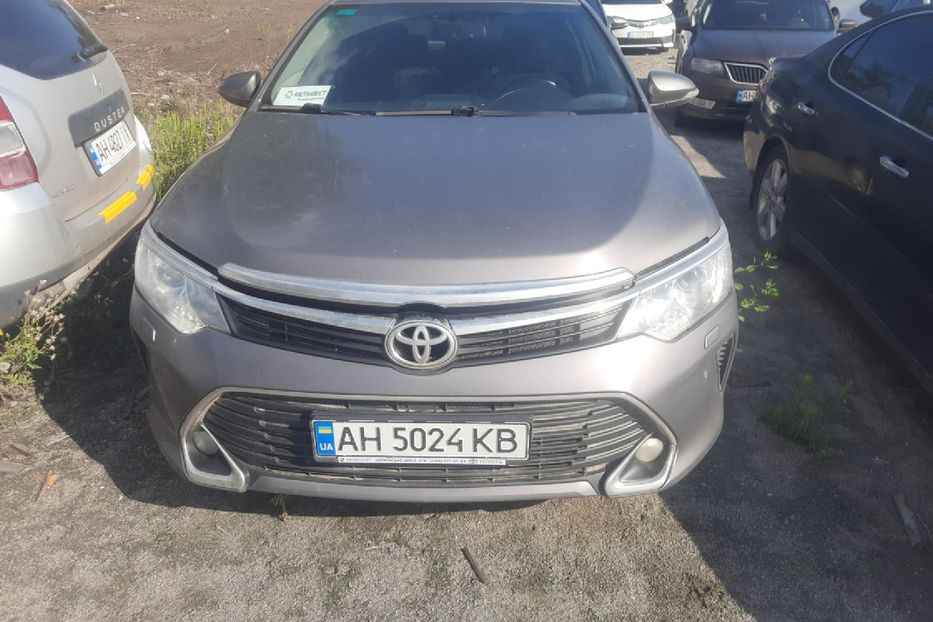 Продам Toyota Camry 2017 года в Днепре