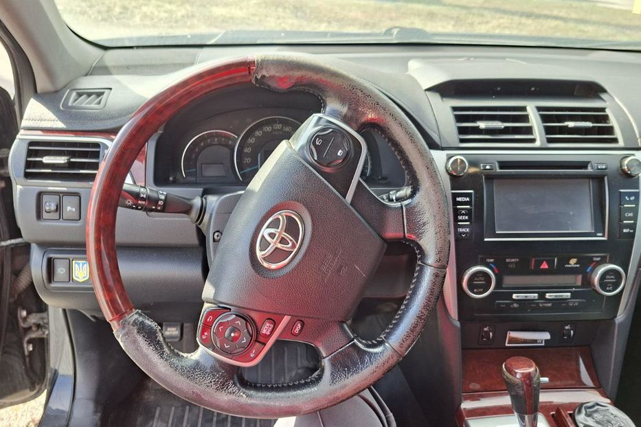Продам Toyota Camry 2011 года в Днепре