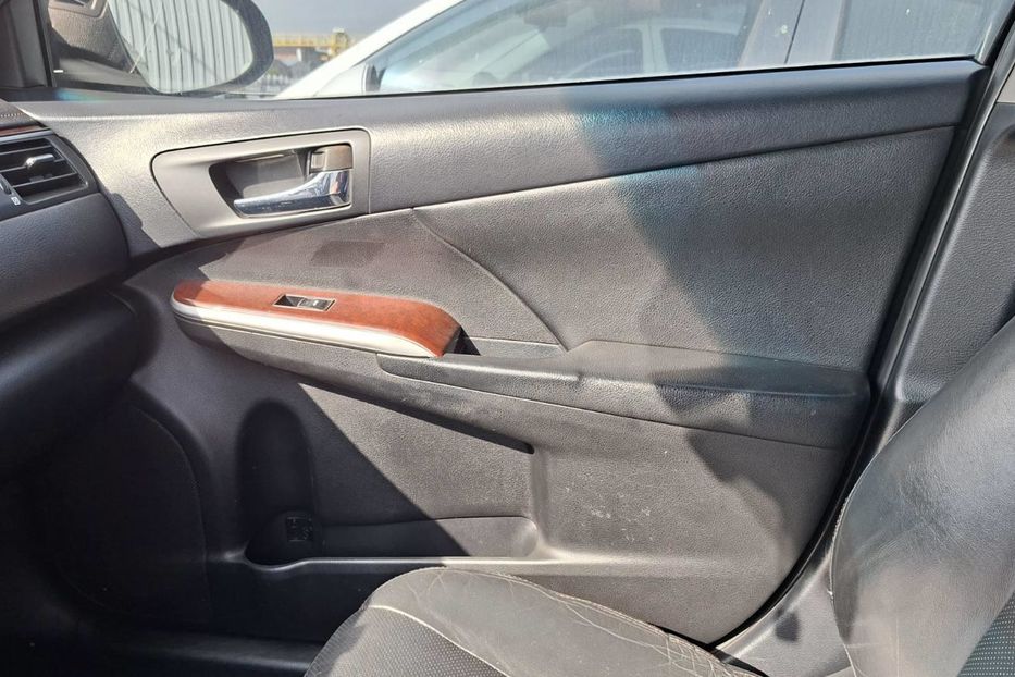 Продам Toyota Camry 2011 года в Днепре