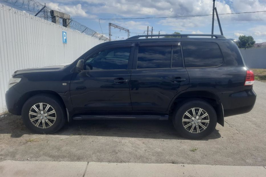 Продам Toyota Land Cruiser 200 2017 года в Днепре