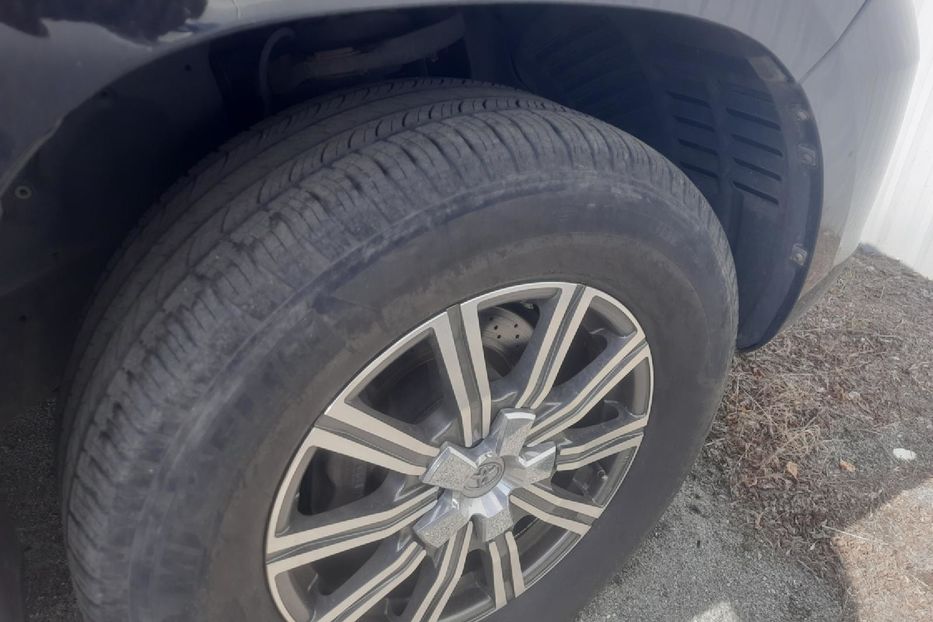 Продам Toyota Land Cruiser 200 2017 года в Днепре