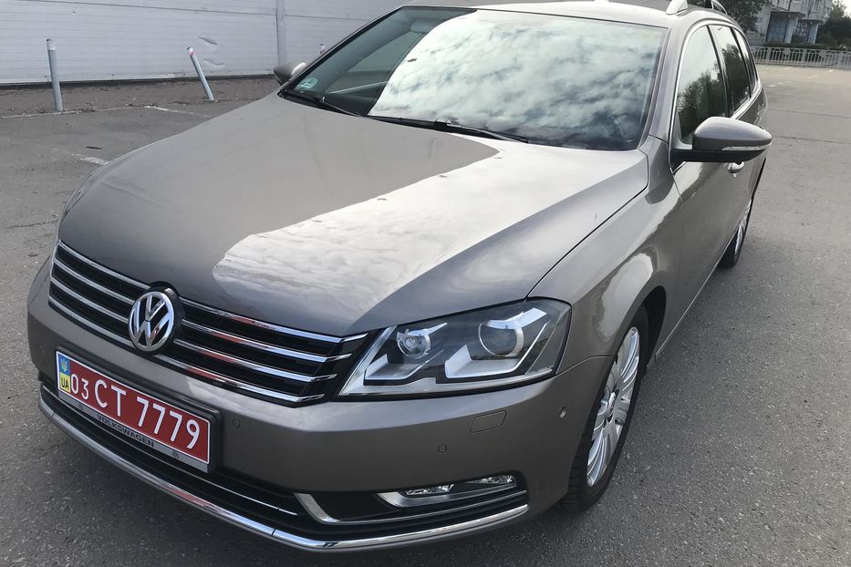 Продам Volkswagen Passat B7 2.0TSI Highline Sport Edition 2013 года в Харькове