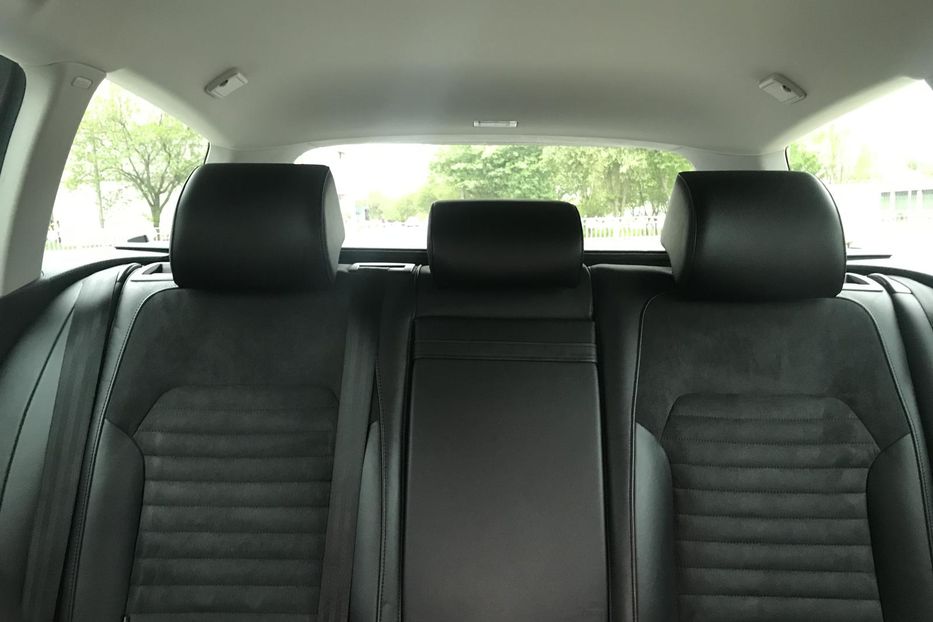 Продам Volkswagen Passat B7 2.0TSI Highline Sport Edition 2013 года в Харькове