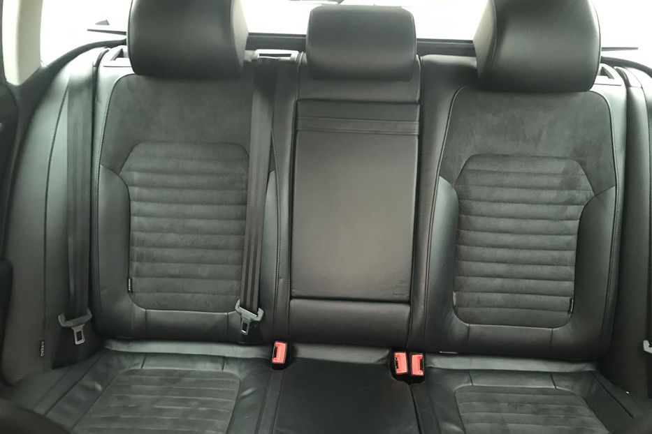 Продам Volkswagen Passat B7 2.0TSI Highline Sport Edition 2013 года в Харькове