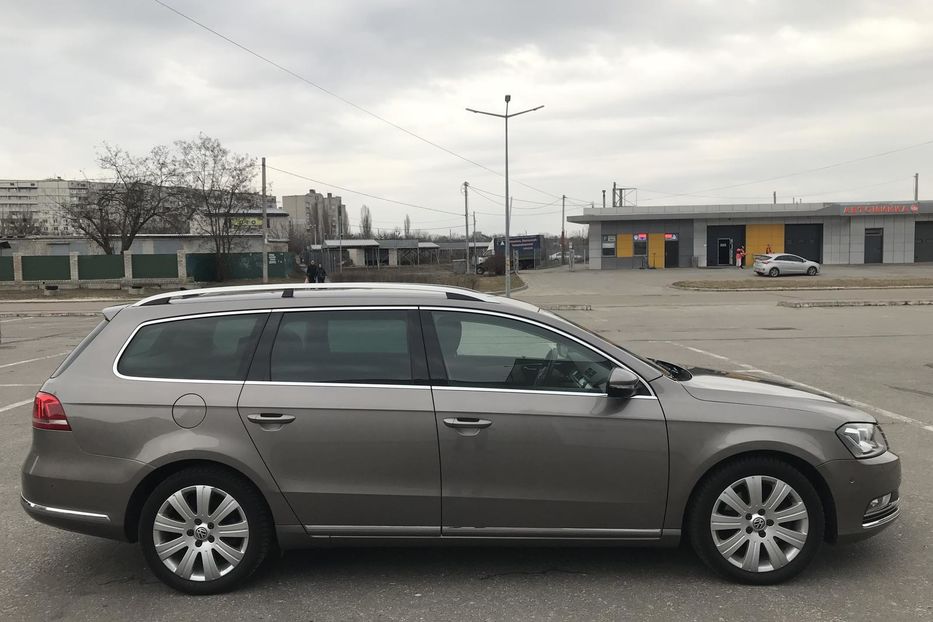 Продам Volkswagen Passat B7 2.0TSI Highline Sport Edition 2013 года в Харькове