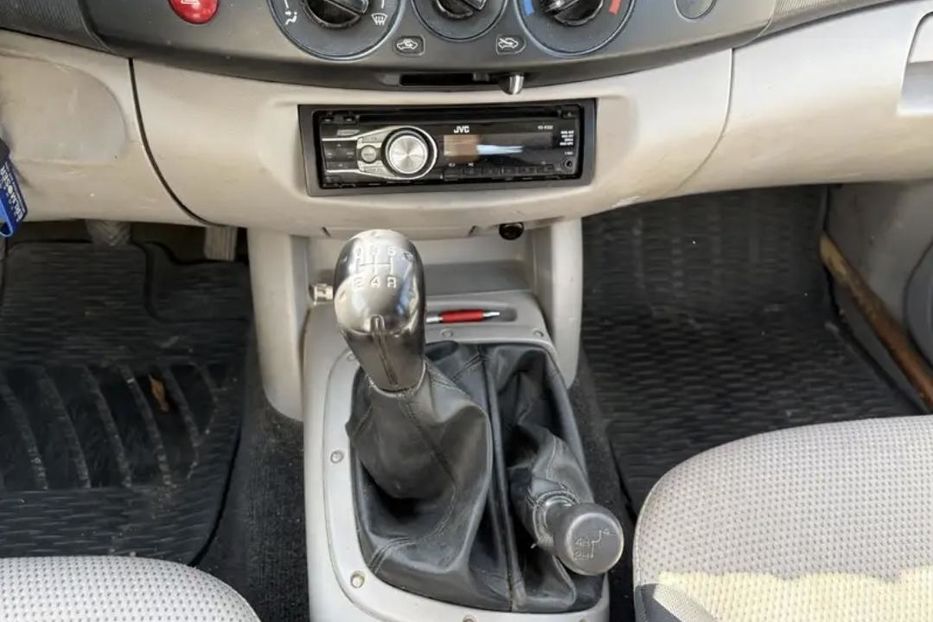 Продам Mitsubishi L 200 2010 года в Киеве