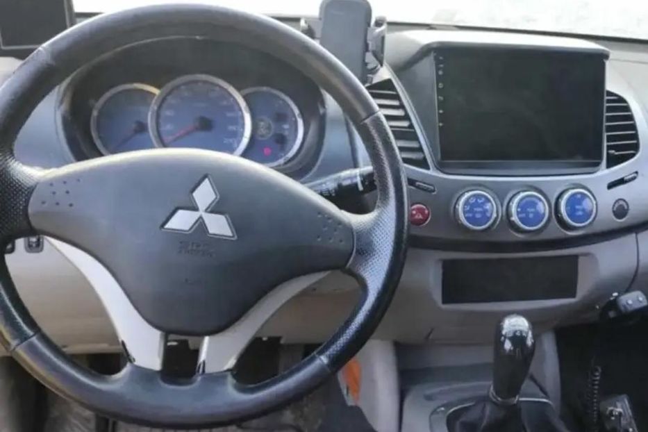 Продам Mitsubishi L 200 2008 года в Киеве