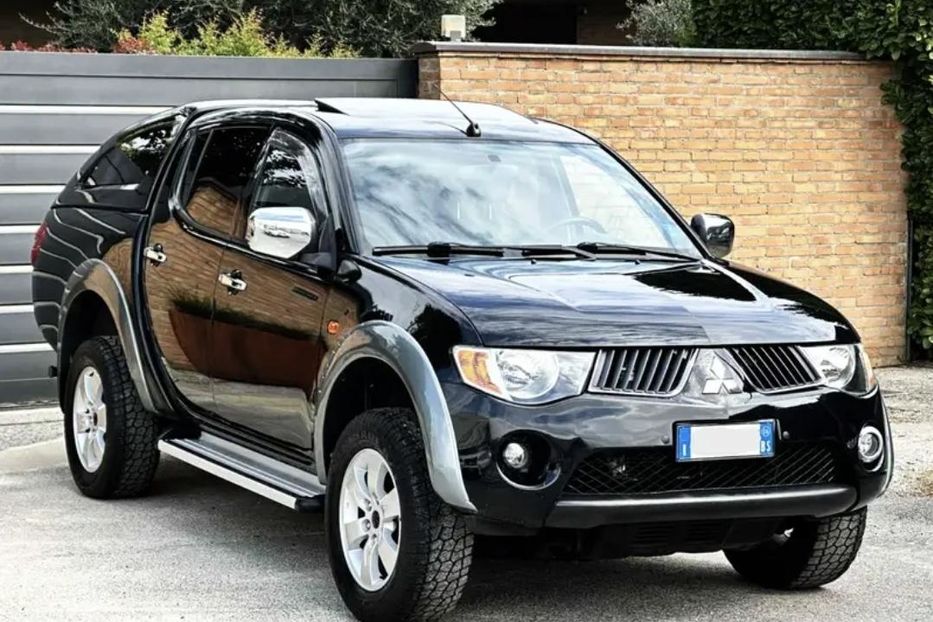 Продам Mitsubishi L 200 L200 2007 года в Киеве