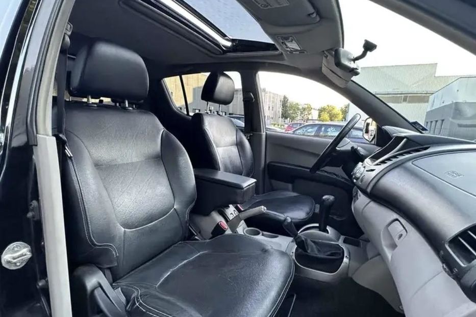 Продам Mitsubishi L 200 L200 2007 года в Киеве