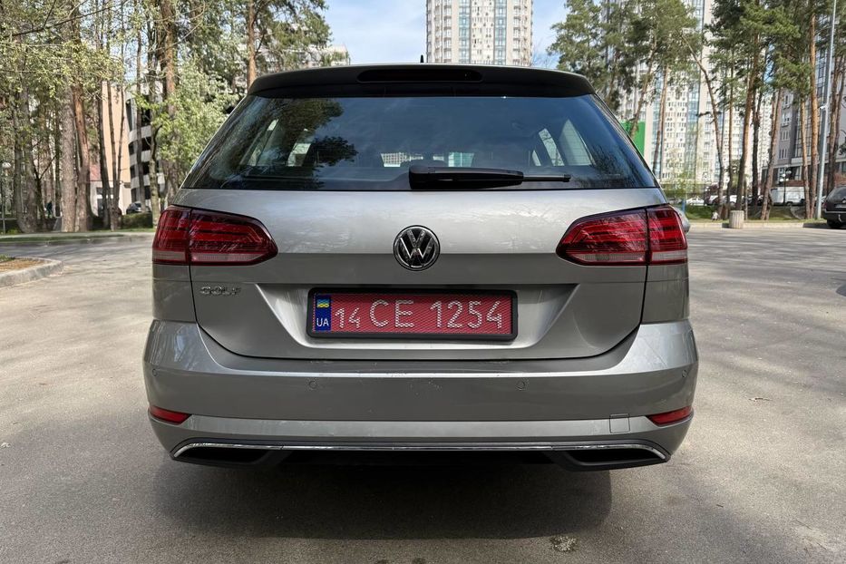 Продам Volkswagen Golf VII Comfortline 1.6 TDI 2019 года в Киеве