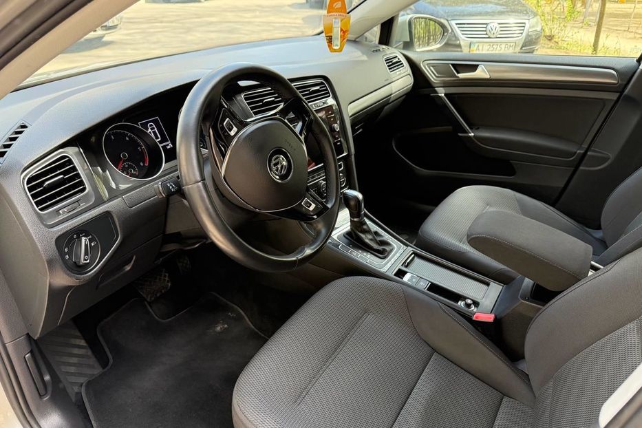 Продам Volkswagen Golf VII Comfortline 1.6 TDI 2019 года в Киеве