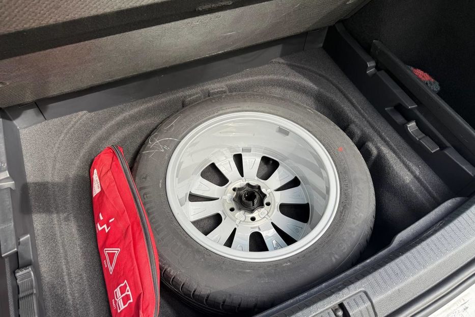 Продам Volkswagen Golf VII Comfortline 1.6 TDI 2019 года в Киеве