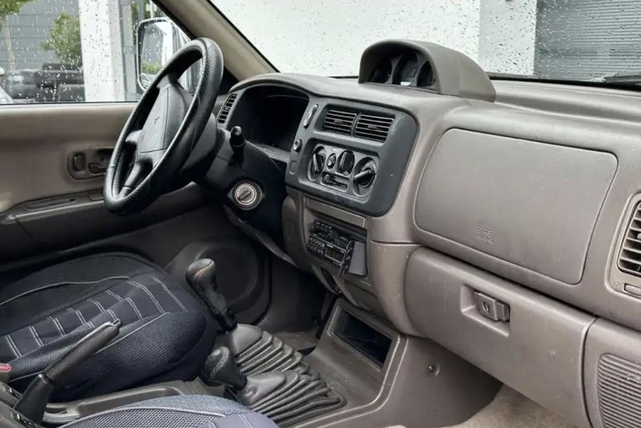 Продам Mitsubishi Pajero 2000 года в Киеве