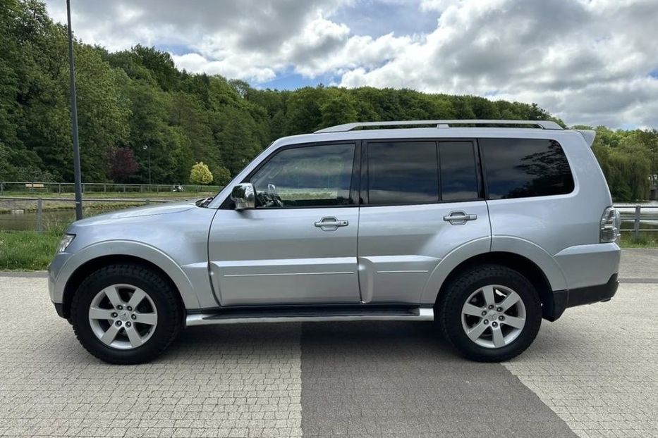 Продам Mitsubishi Pajero 2007 года в Киеве