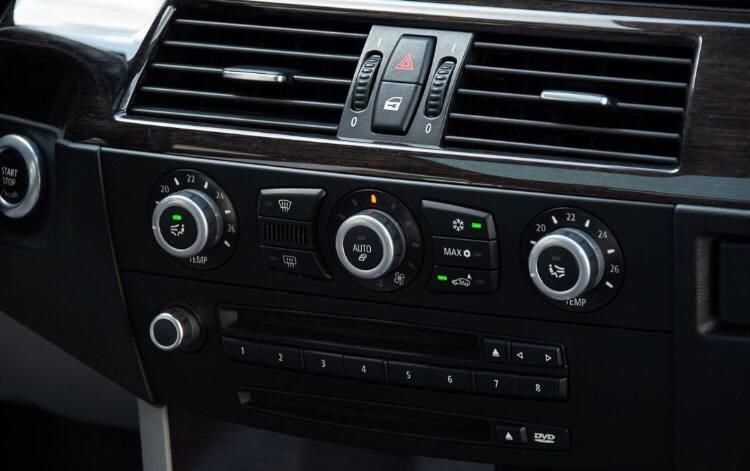 Продам BMW 530 Е60 2007 года в Киеве