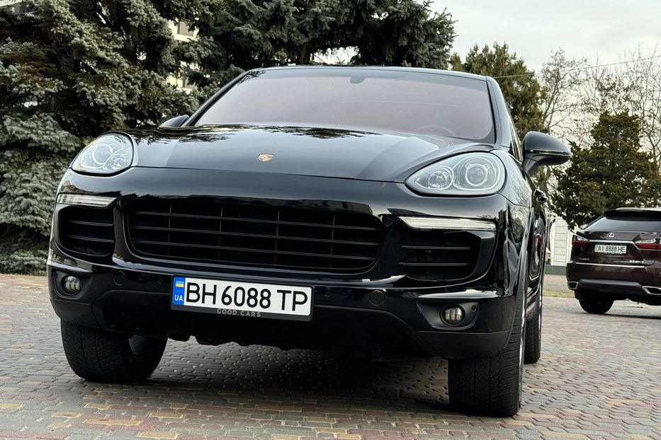 Продам Porsche Cayenne Подзаряжаемый Plug-in  2016 года в Одессе