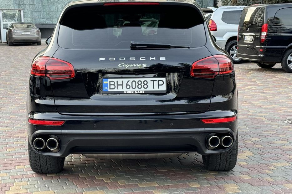 Продам Porsche Cayenne Подзаряжаемый Plug-in  2016 года в Одессе