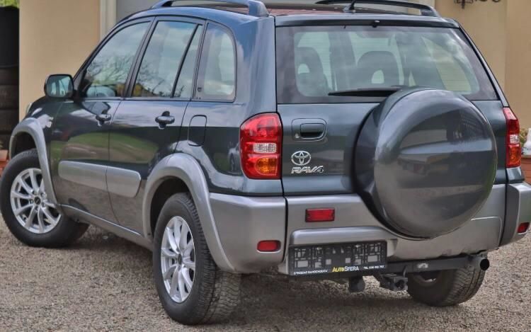 Продам Toyota Rav 4 2004 года в Киеве