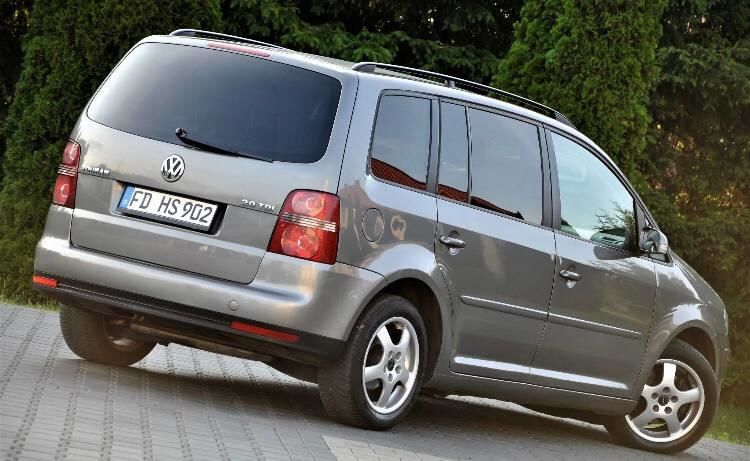 Продам Volkswagen Touran 2007 года в Киеве
