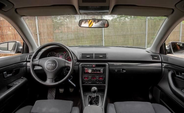 Продам Audi A4 2002 года в Киеве