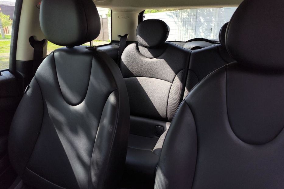 Продам MINI Cooper Mini Hatch 2012 года в Харькове