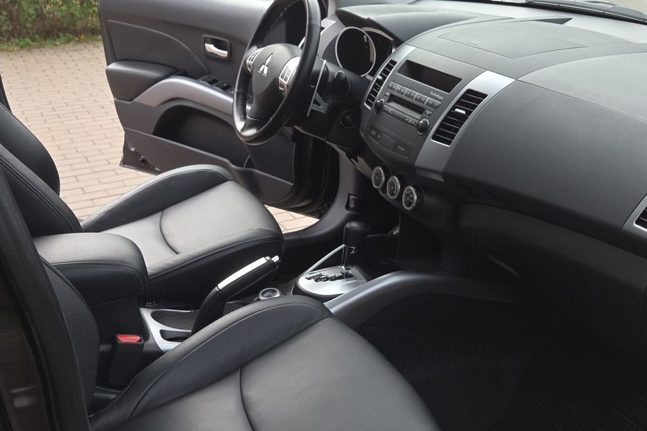 Продам Mitsubishi Outlander XL XL 2008 года в Киеве