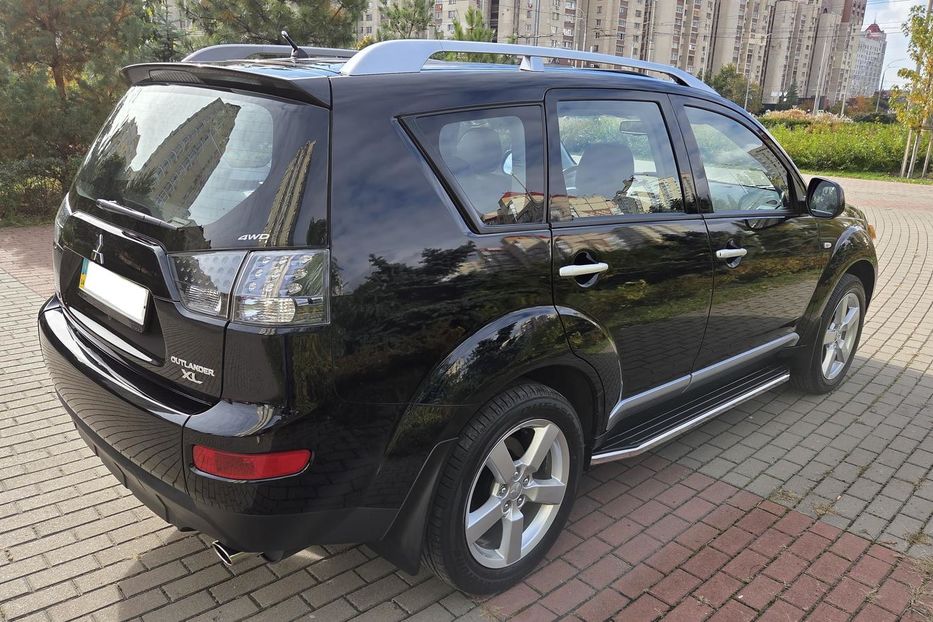 Продам Mitsubishi Outlander XL XL 2008 года в Киеве
