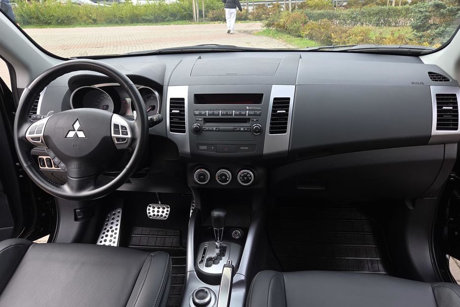 Продам Mitsubishi Outlander XL XL 2008 года в Киеве