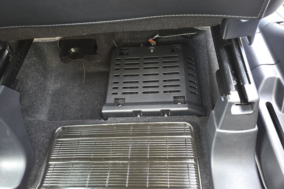 Продам Mitsubishi Outlander XL XL 2008 года в Киеве