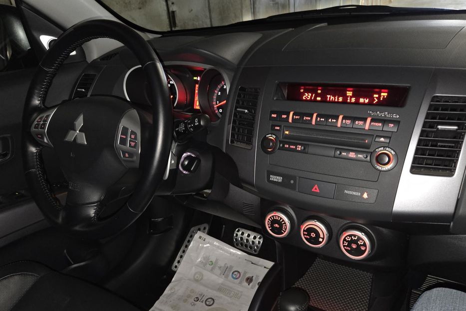 Продам Mitsubishi Outlander XL XL 2008 года в Киеве