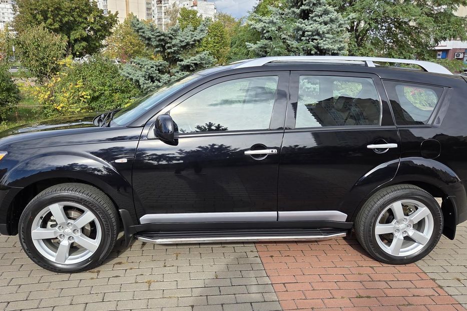 Продам Mitsubishi Outlander XL XL 2008 года в Киеве