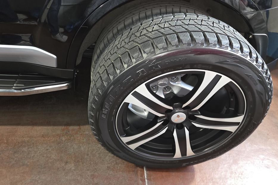 Продам Mitsubishi Outlander XL XL 2008 года в Киеве