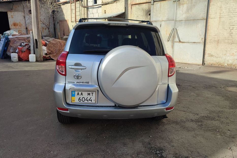Продам Toyota Rav 4 2007 года в Киеве