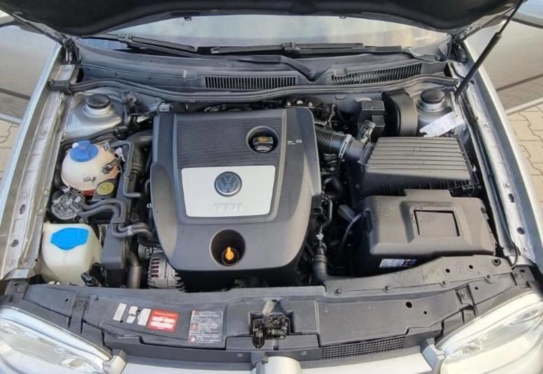 Продам Volkswagen Golf IV 2003 года в Киеве