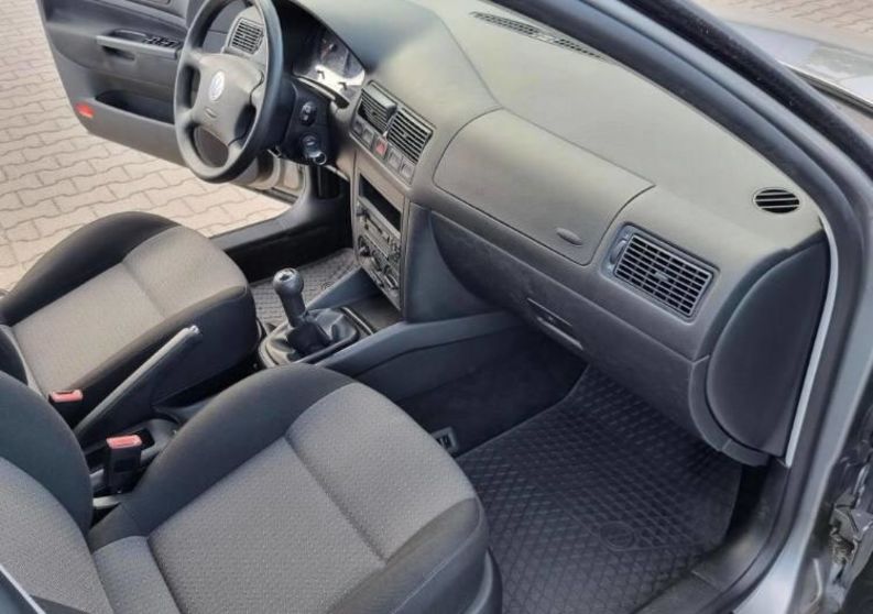 Продам Volkswagen Golf IV 2003 года в Киеве