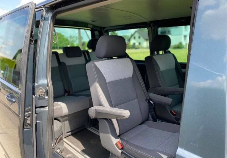 Продам Volkswagen T5 (Transporter) пасс. 2008 года в Киеве