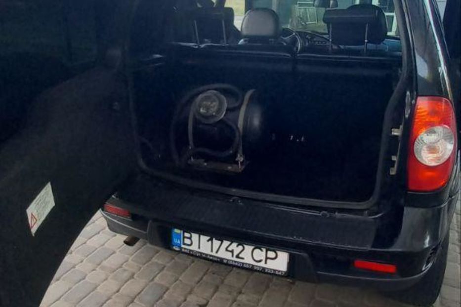 Продам Chevrolet Niva 2010 года в г. Лохвица, Полтавская область