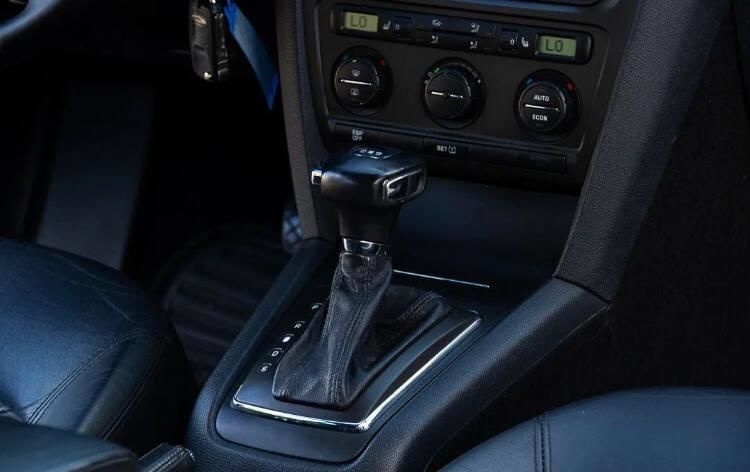 Продам Skoda Octavia 2008 года в Киеве