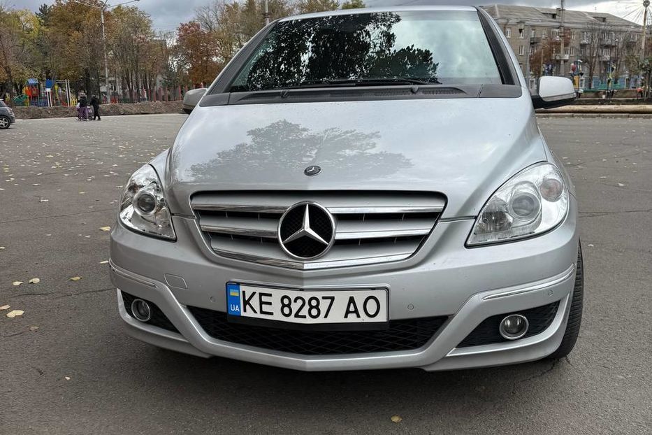 Продам Mercedes-Benz B 200 W245 2009 года в г. Кривой Рог, Днепропетровская область