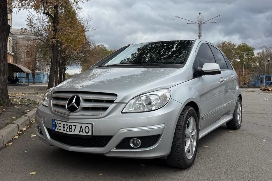 Продам Mercedes-Benz B 200 W245 2009 года в г. Кривой Рог, Днепропетровская область