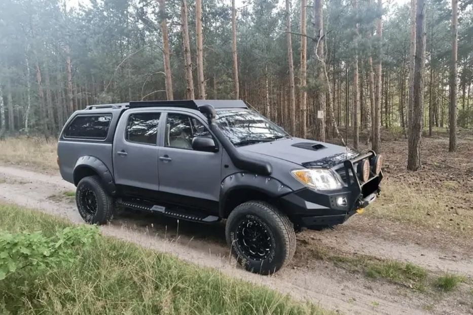 Продам Toyota Hilux 2007 года в Киеве