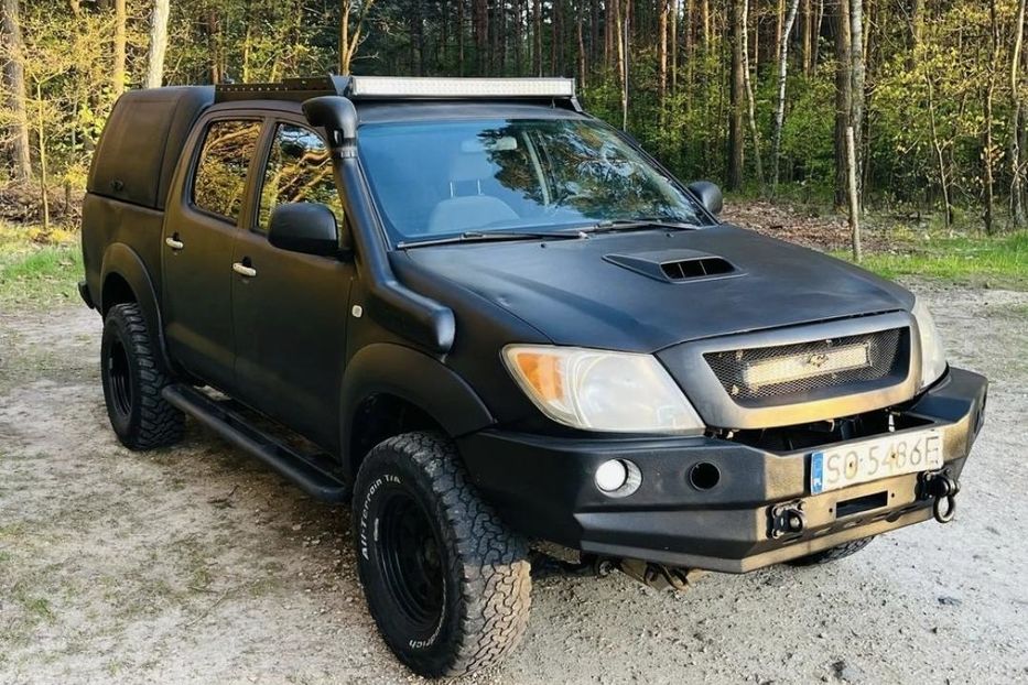 Продам Toyota Hilux 2008 года в Киеве